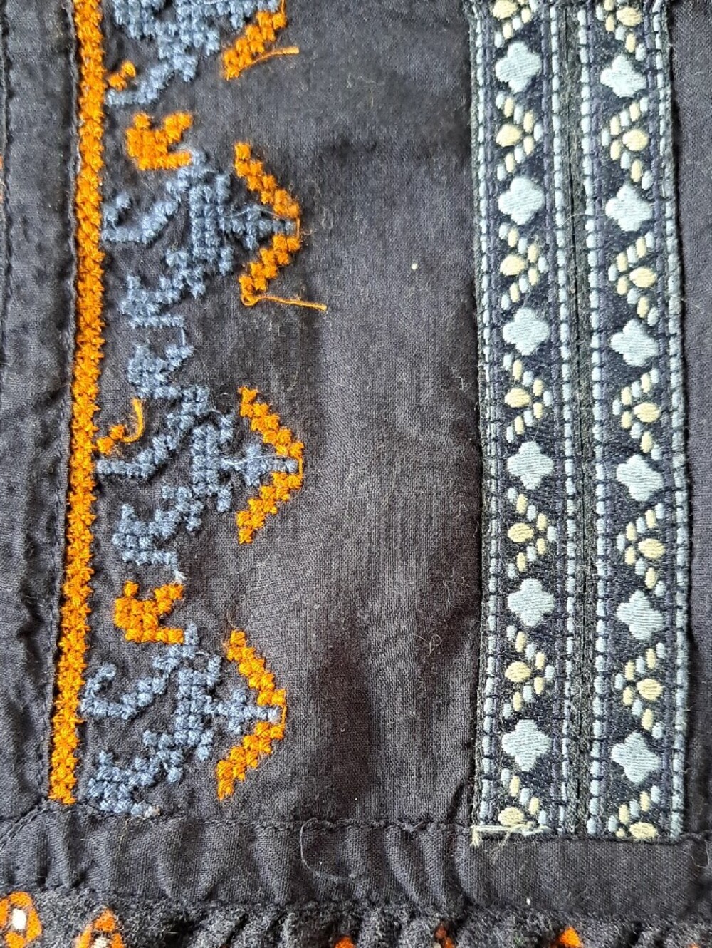 ​Vintage America Blues Boho Floral Embroidered Peasant Long Sleeve Shirt Size L - Picture 5 of 12